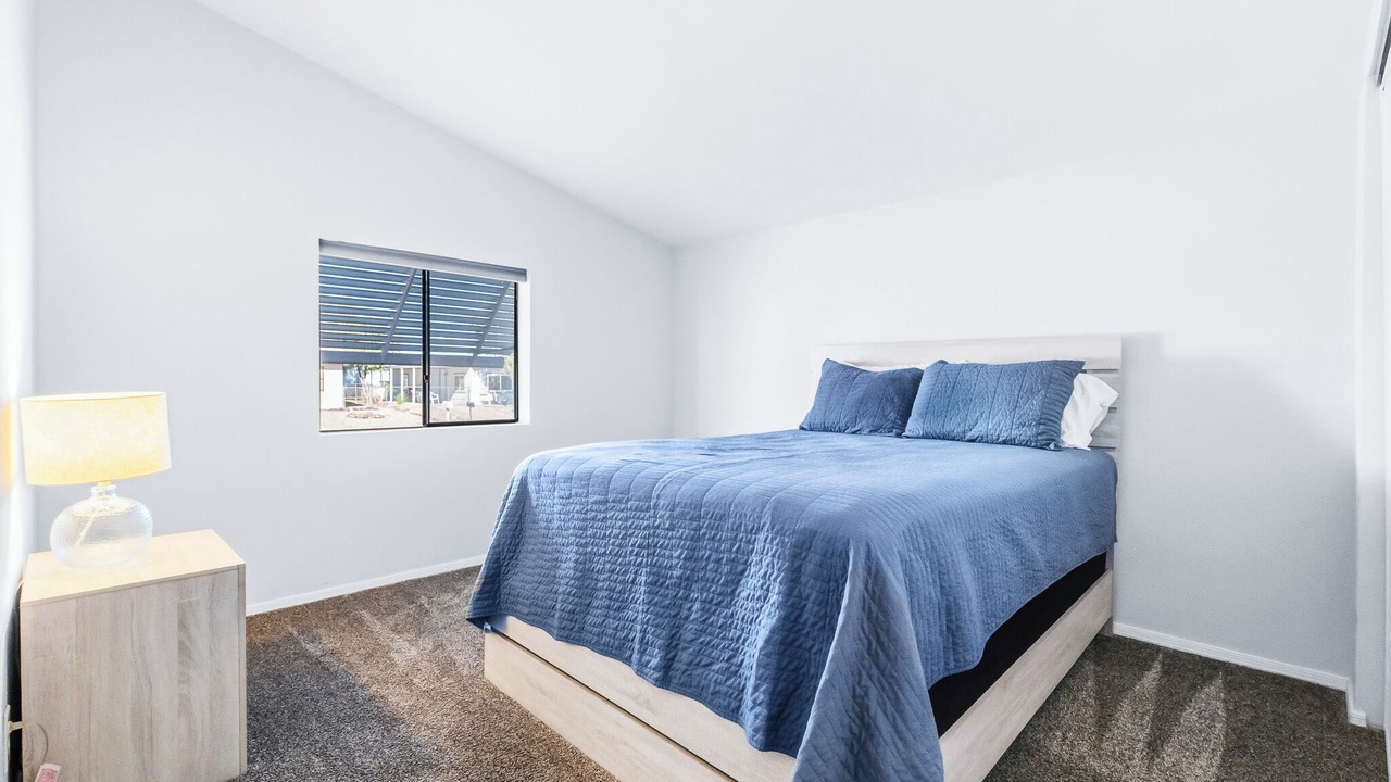 Photo of Bedroom in Holiday Shores