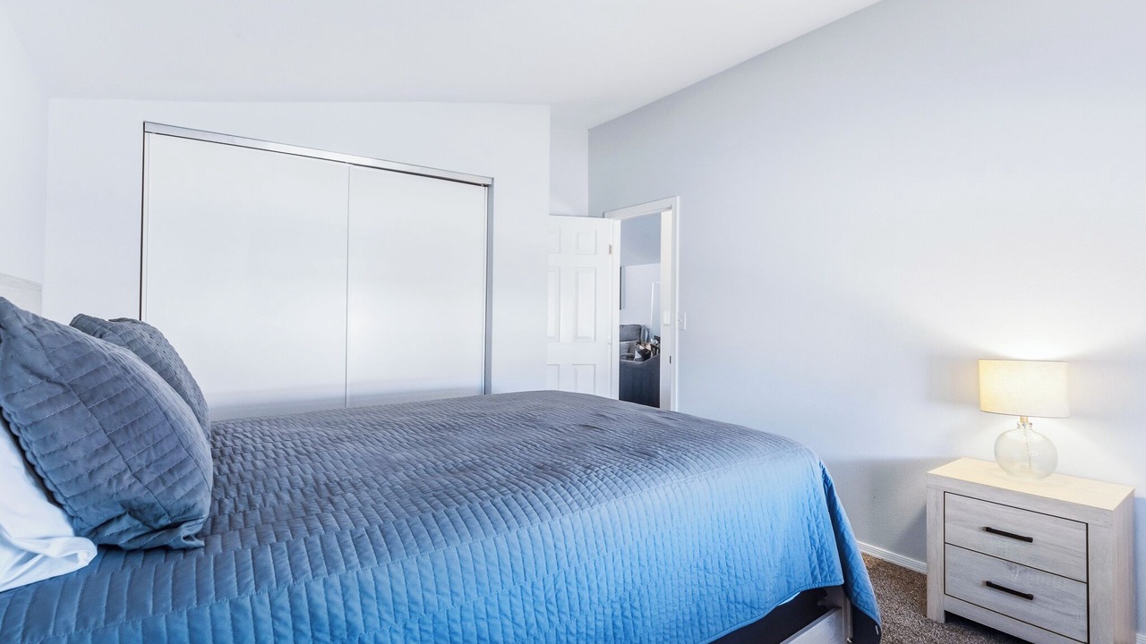 Photo of Bedroom in Holiday Shores
