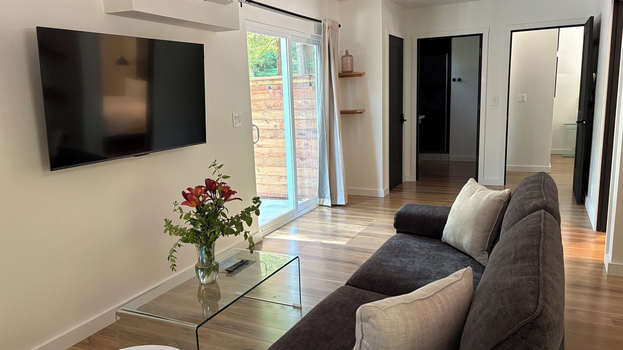 Photo of Livingroom in Myers Flat