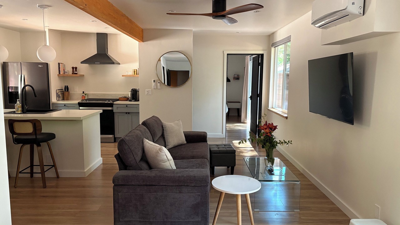 Photo of Livingroom in Myers Flat