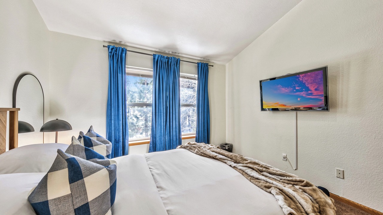 Photo of Bedroom in Christmas Valley