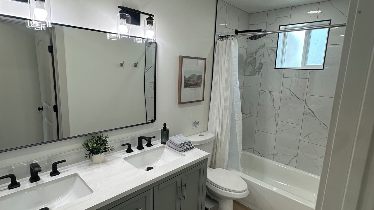 Photo of Bathroom in Anthem