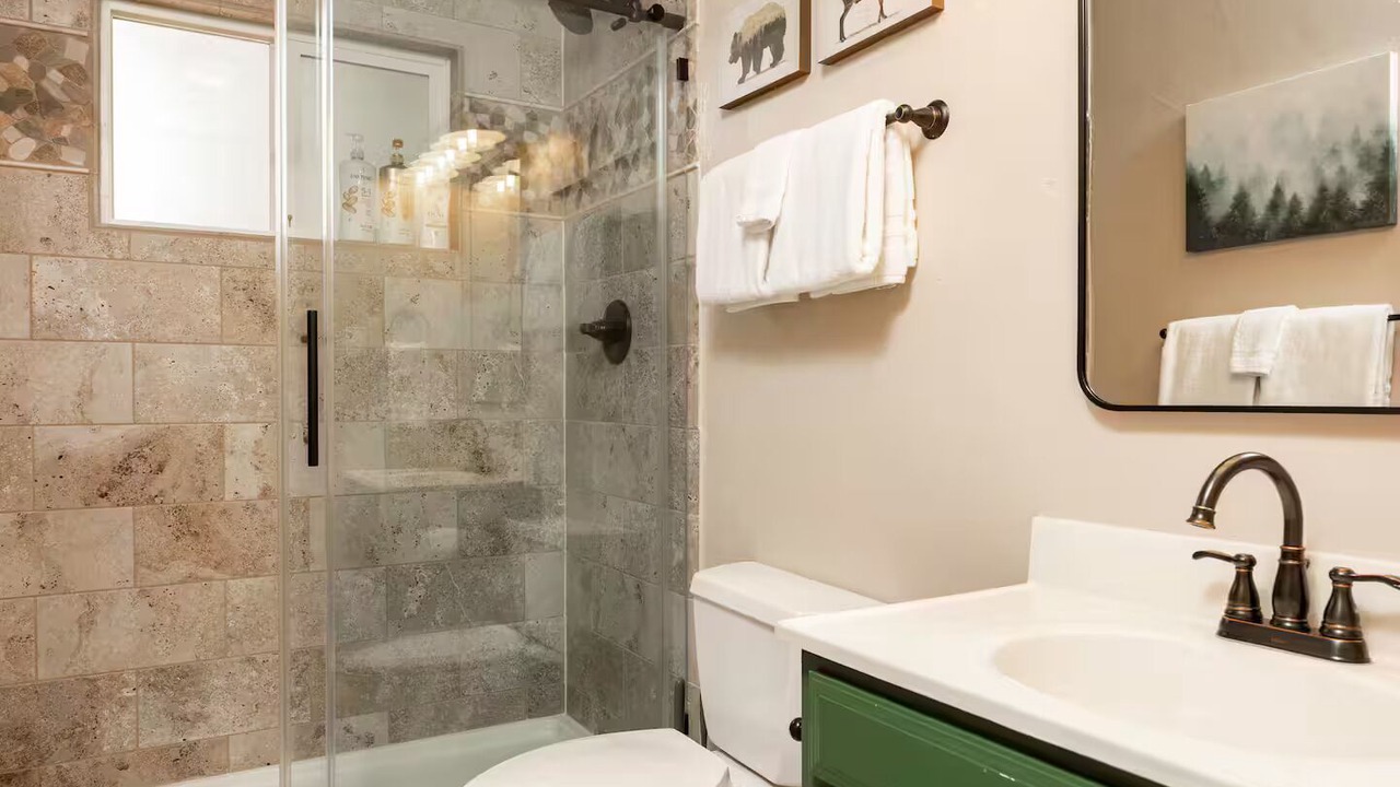 Photo of Bathroom in Pla-Vada Woodlands