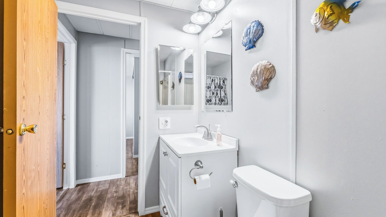 Photo of Bathroom in Holiday Shores