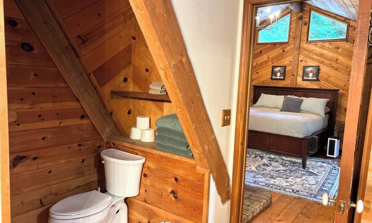 Photo of Bathroom in Freshwater