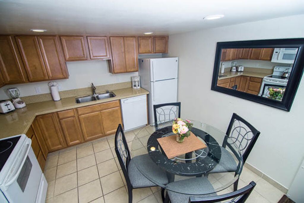 Photo of Kitchen in Al Tahoe