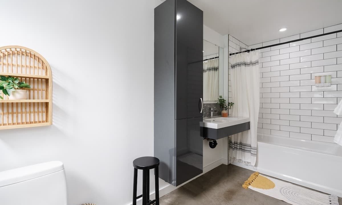 Photo of Bathroom in Little Italy