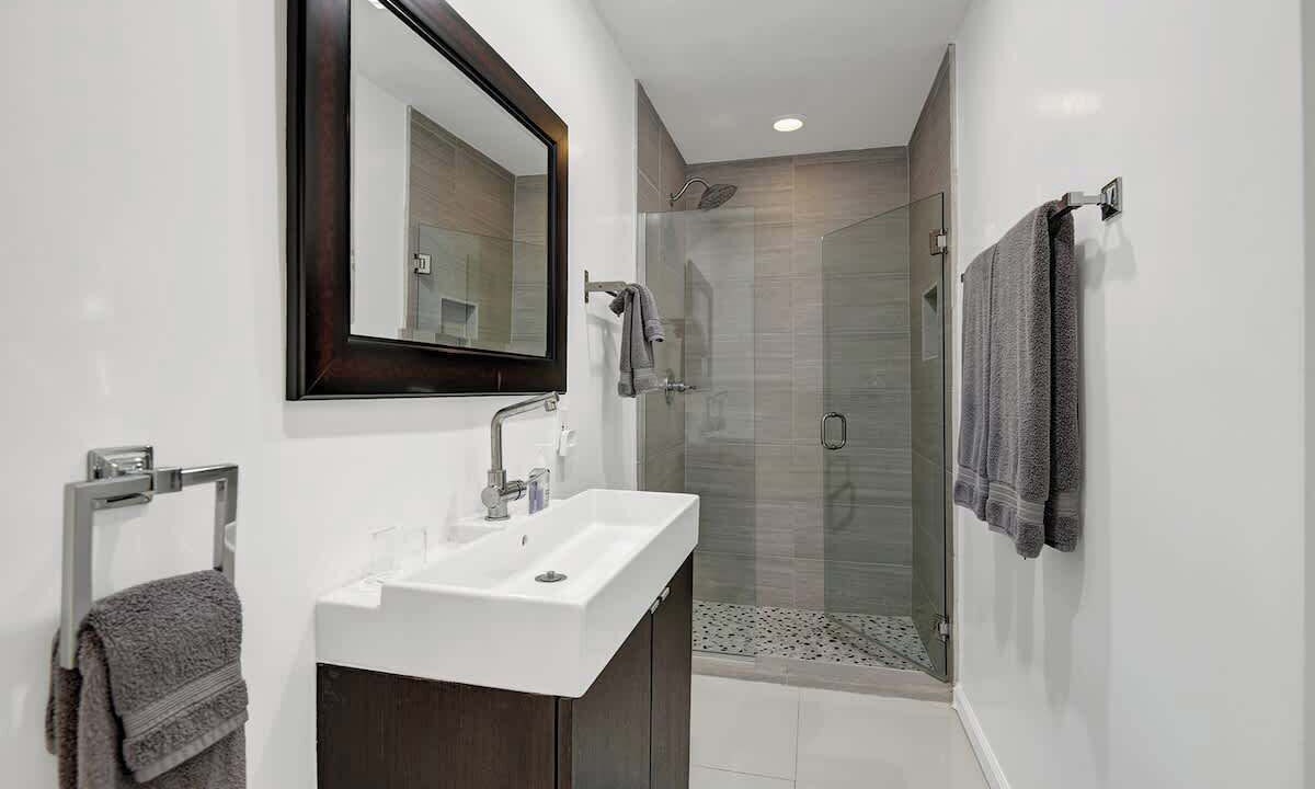 Photo of Bathroom in Sunrise Vista Chino