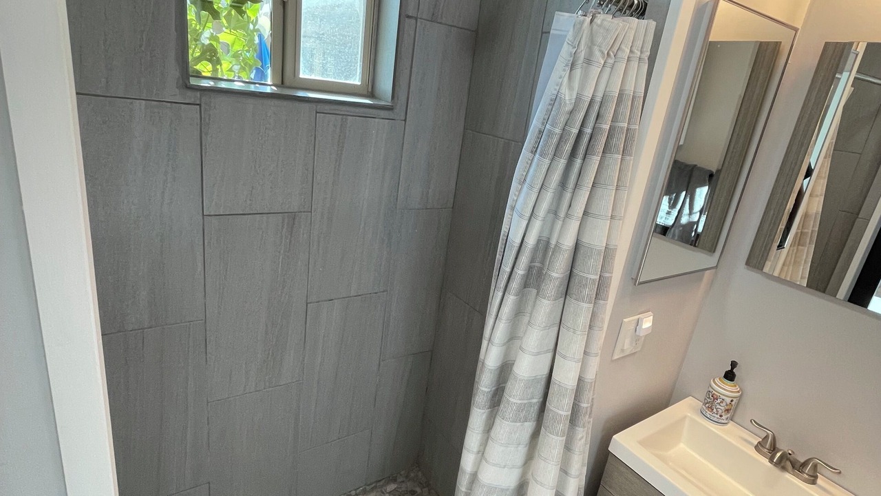 Photo of Bathroom in Anthem