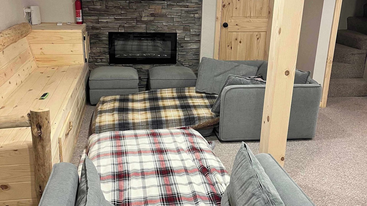 Photo of Livingroom in Mi-Wuk Village