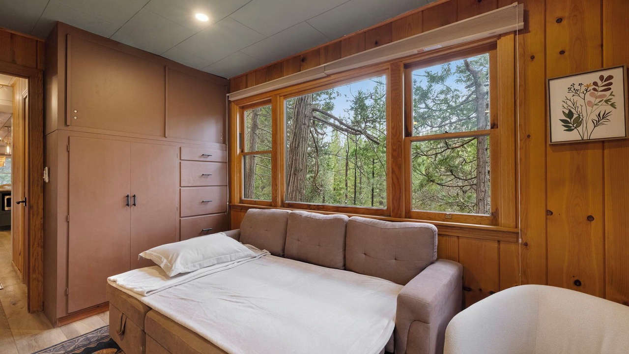 Photo of Bedroom in Twain Harte