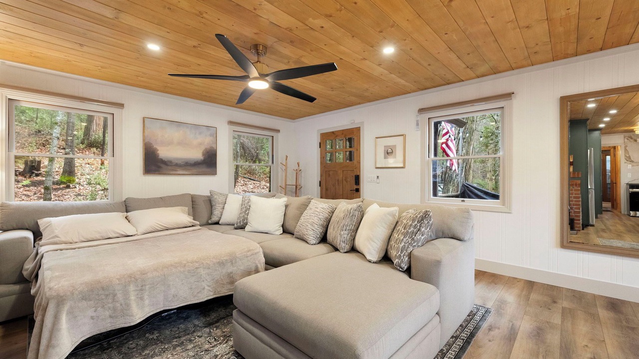 Photo of Bedroom in Twain Harte