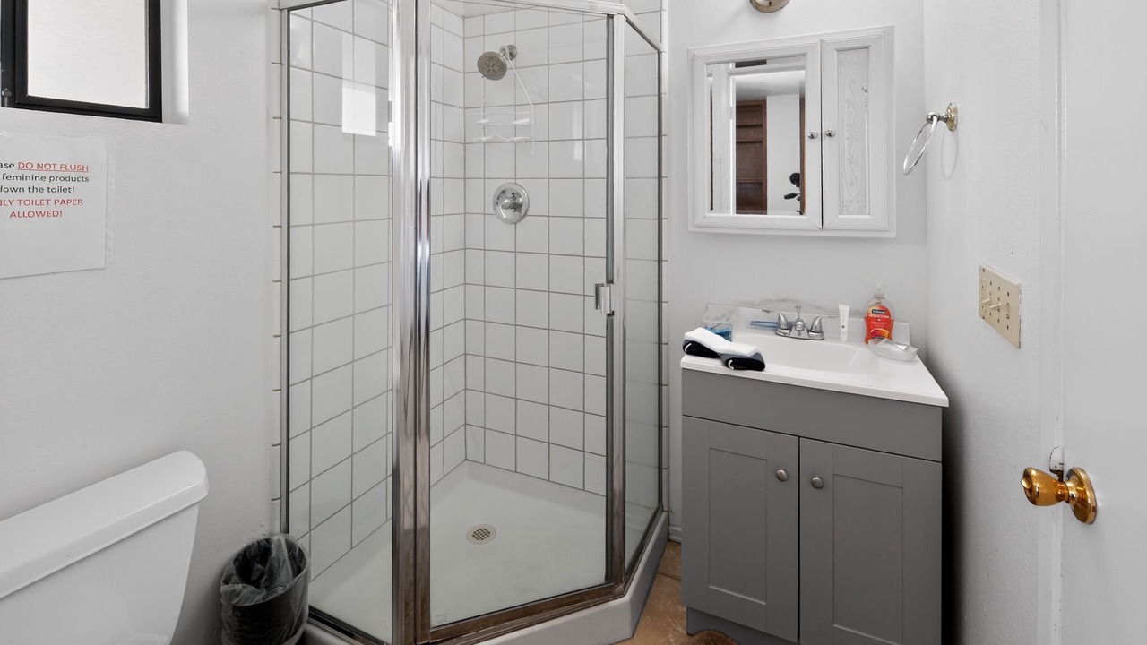 Photo of Bathroom in Vista