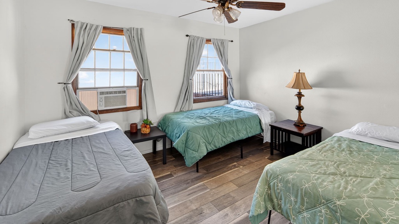 Photo of Bedroom in Vista