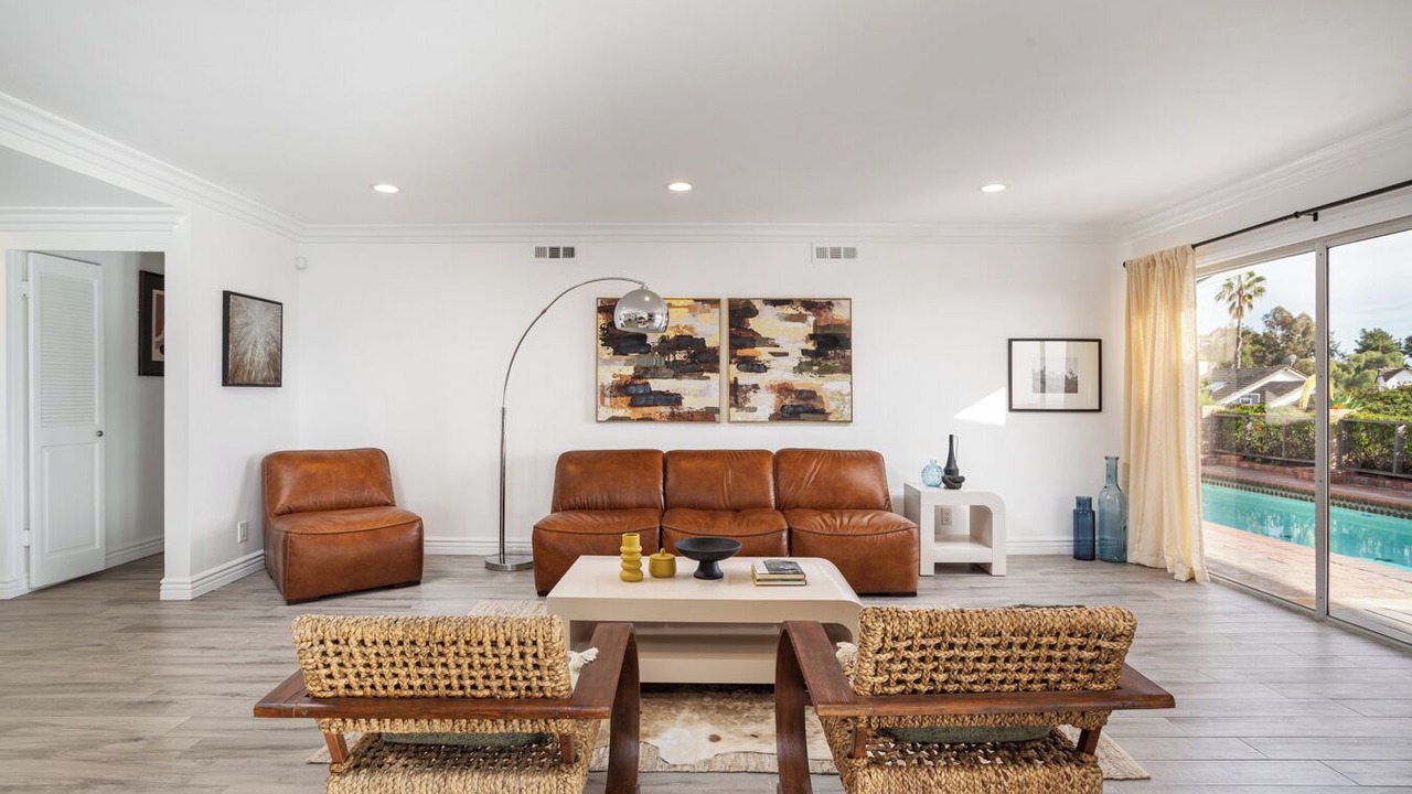 Photo of Livingroom in Whittier