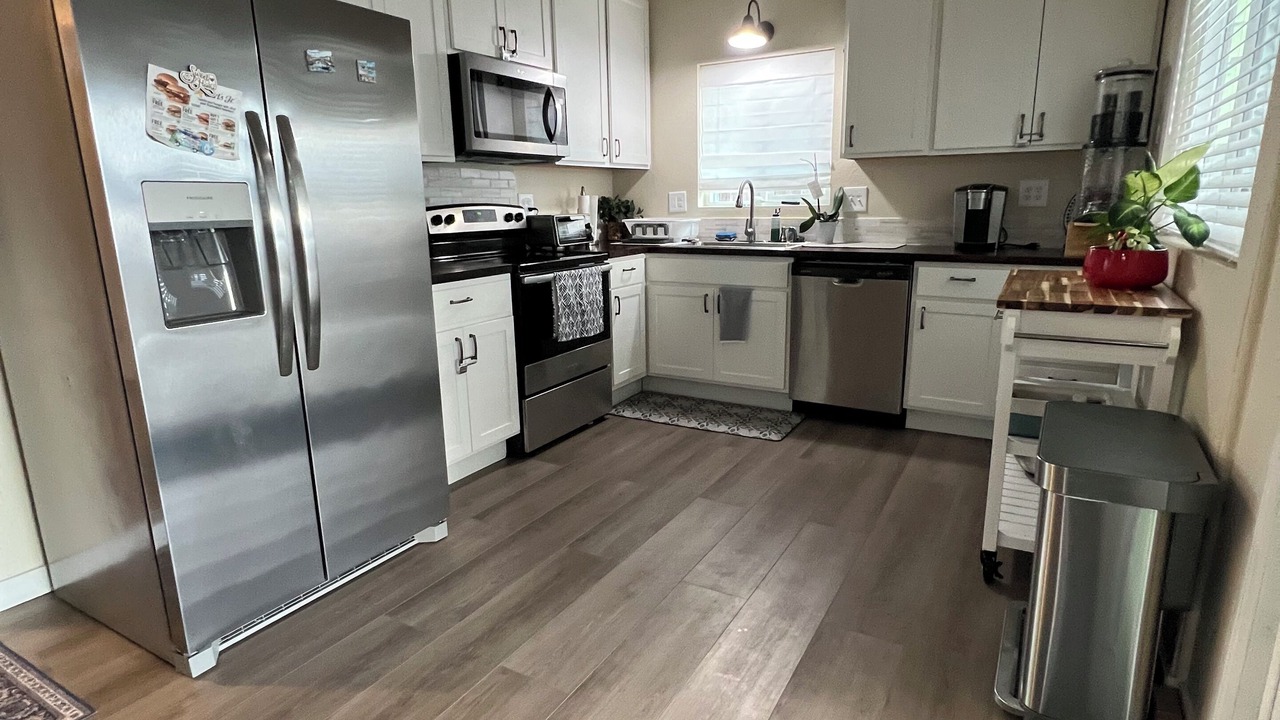 Photo of Kitchen in Clearlake Park
