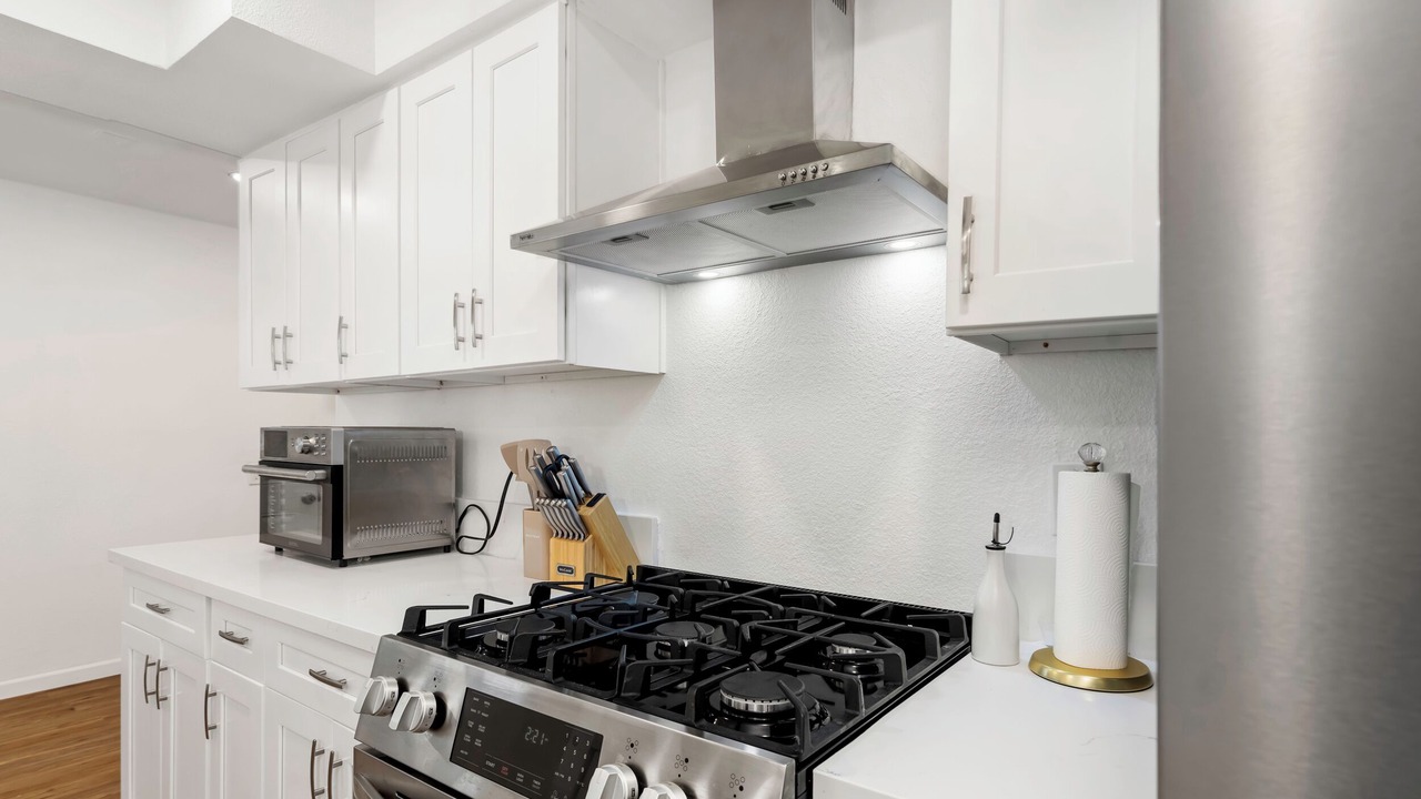 Photo of Kitchen in Oildale