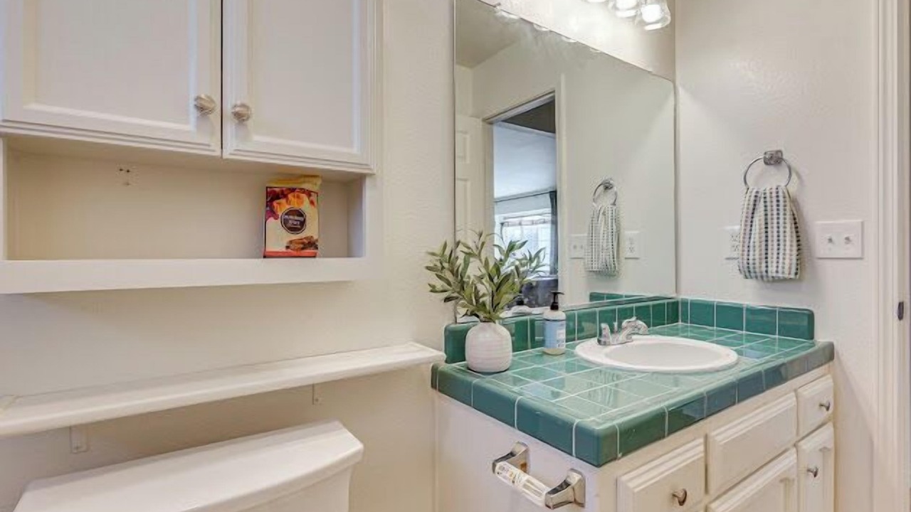Photo of Bathroom in Yosemite Lakes