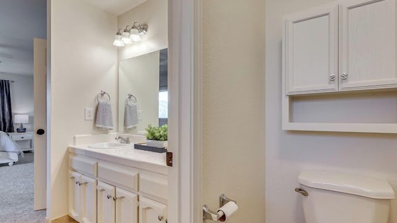 Photo of Bathroom in Yosemite Lakes