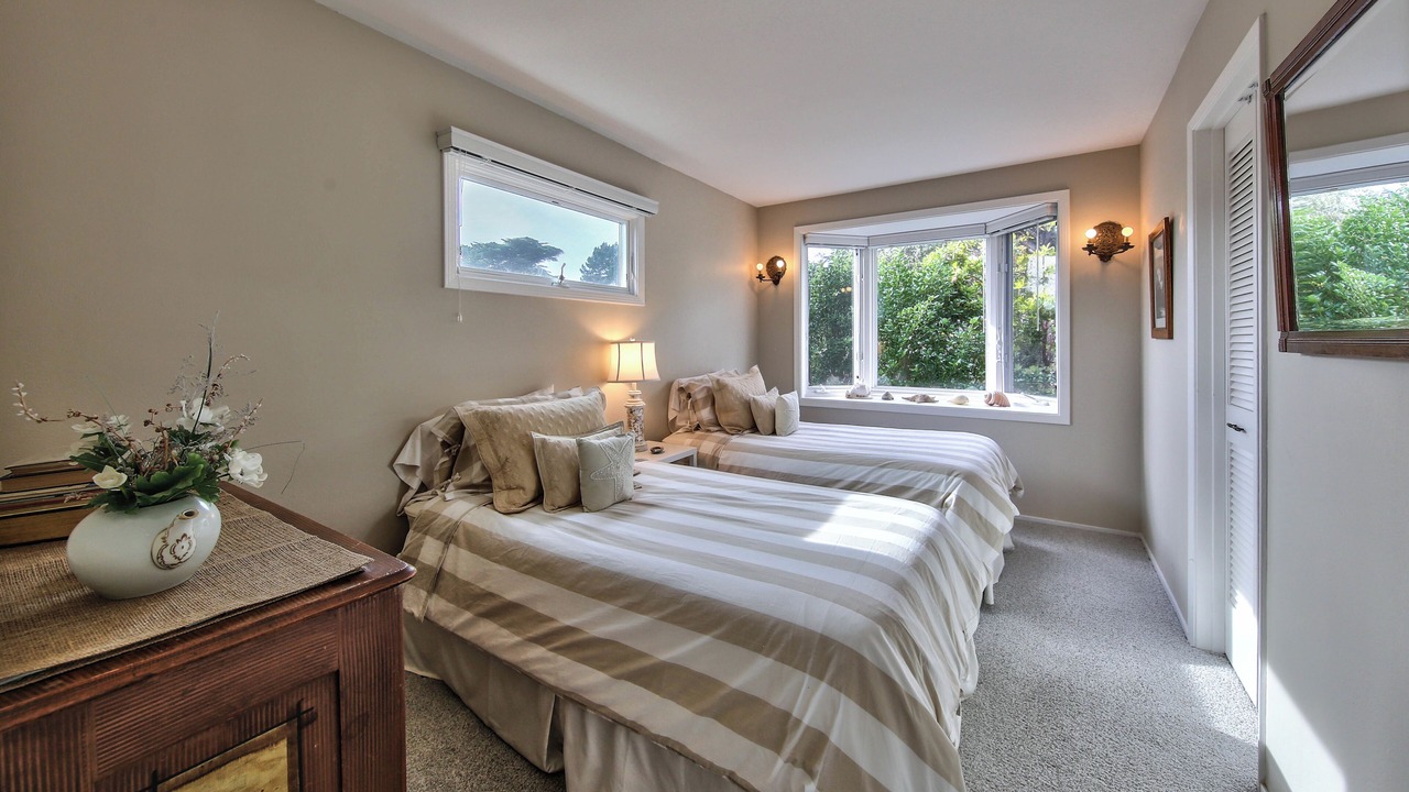 Photo of Bedroom in Carmel Point