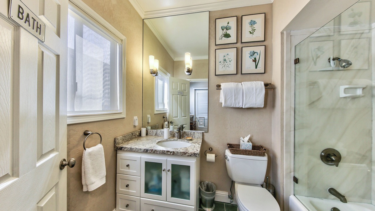 Photo of Bathroom in Northwest Carmel