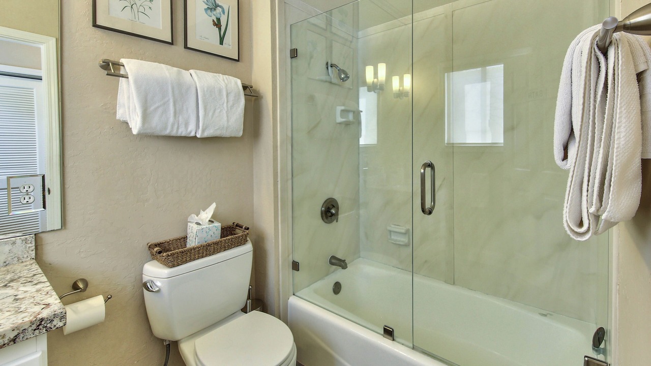 Photo of Bathroom in Northwest Carmel