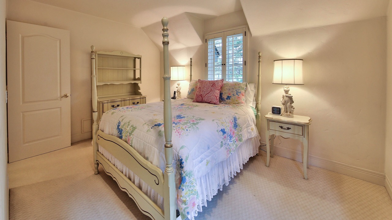Photo of Bedroom in Northwest Carmel