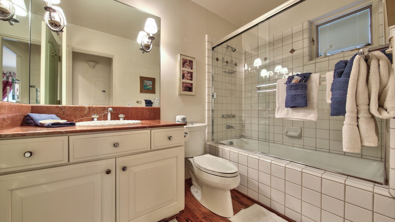 Photo of Bathroom in Northwest Carmel