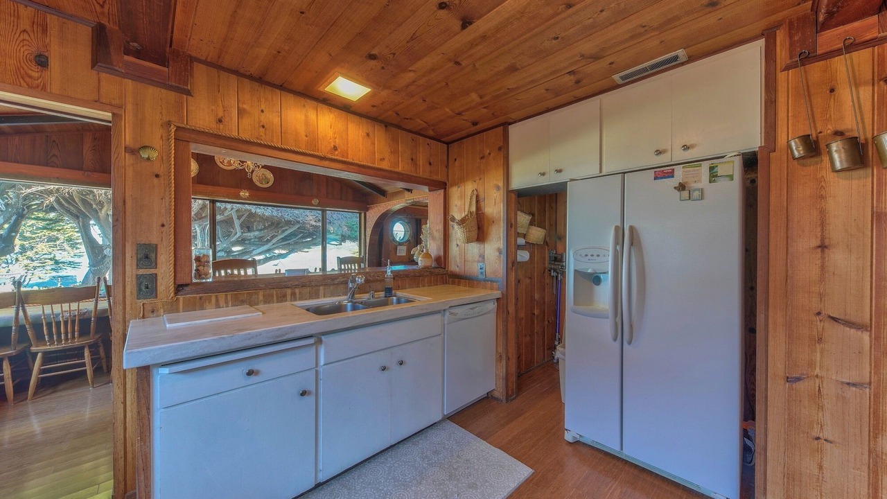 Photo of Kitchen in Carmel Point