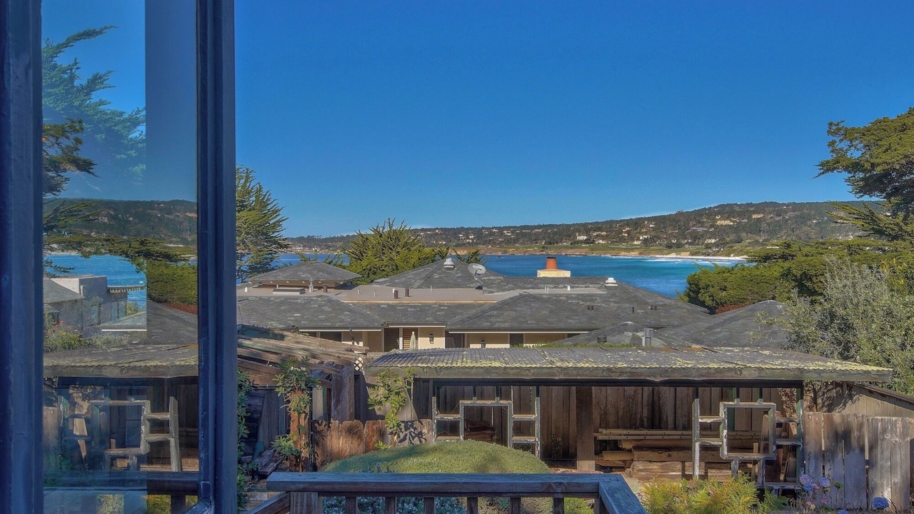 Photo of Outdoor in Carmel Point