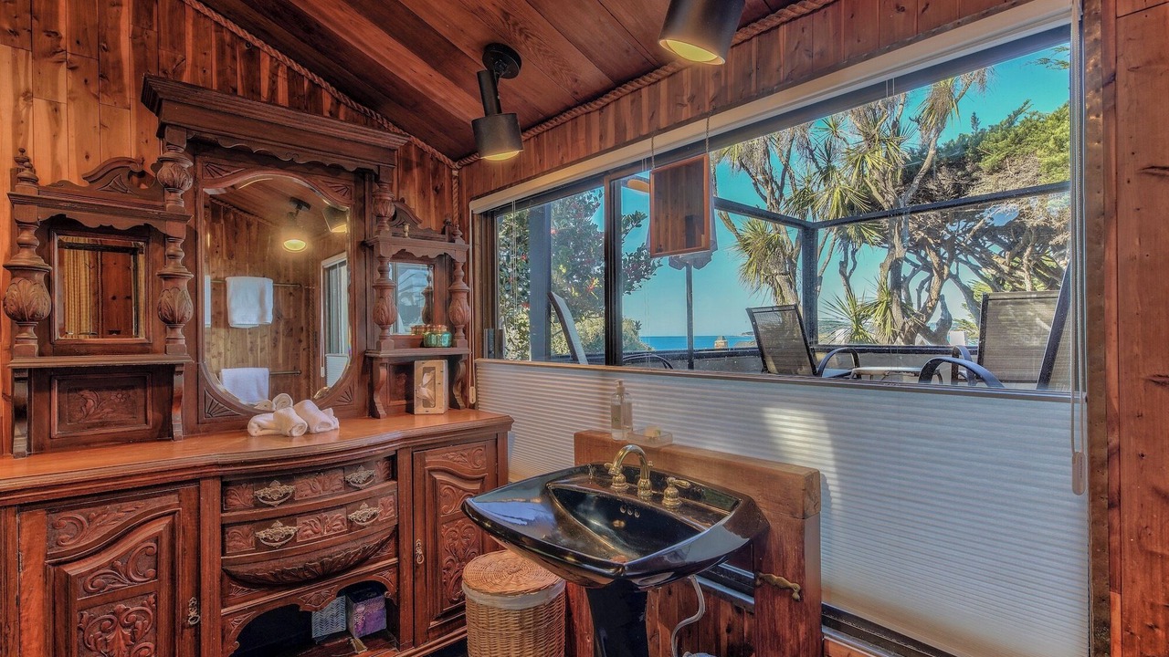 Photo of Bathroom in Carmel Point