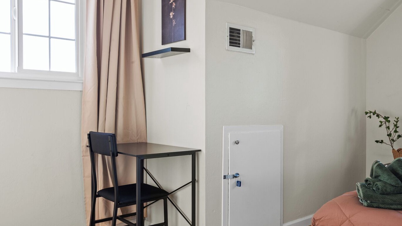 Photo of Bedroom in Northgate