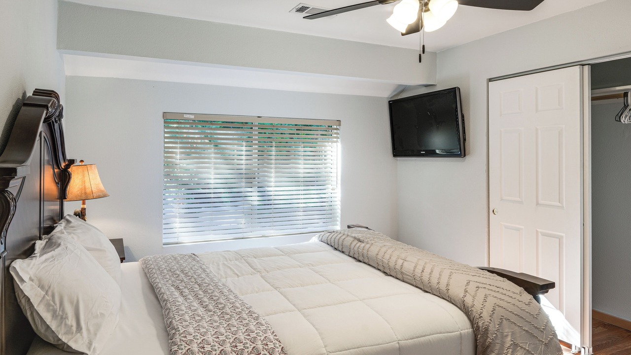 Photo of Bedroom in Pine Mountain Club