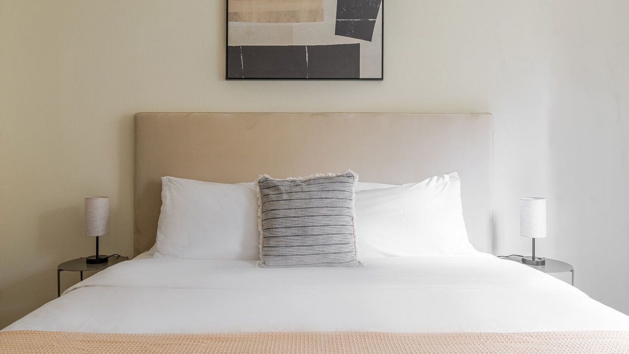 Photo of Bedroom in Shoreline West