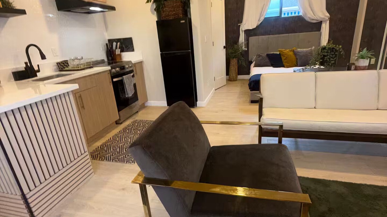Photo of Livingroom in Lincoln Acres
