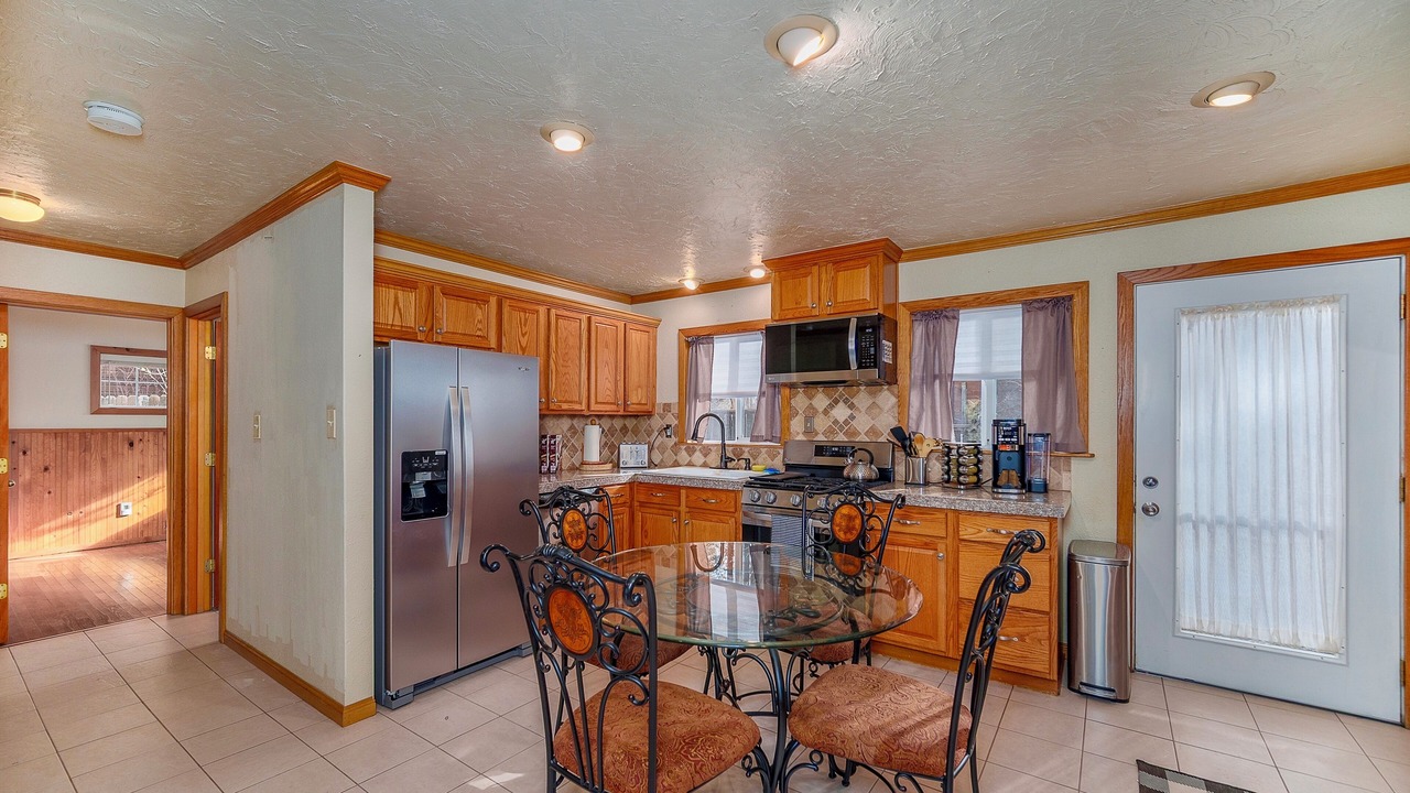 Photo of Kitchen in Sierra Tract