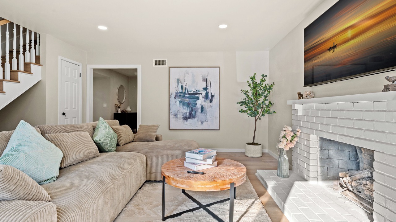 Photo of Livingroom in Lake Forest