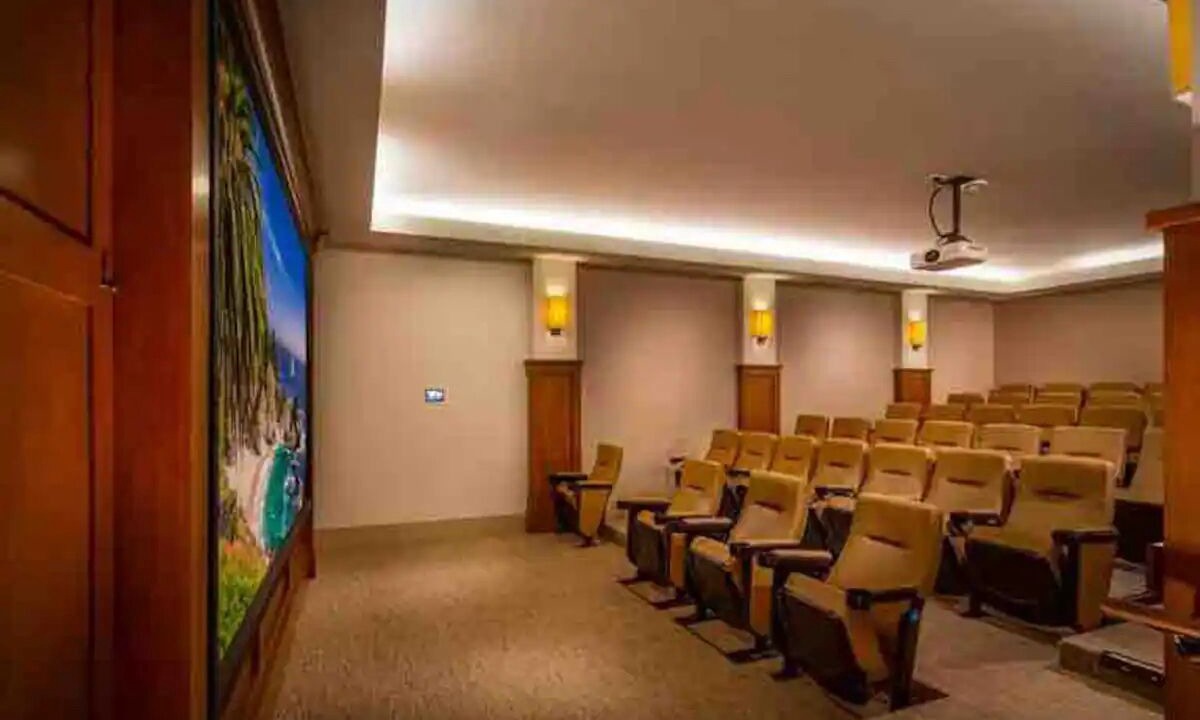 Photo of Others in Irvine Research Center