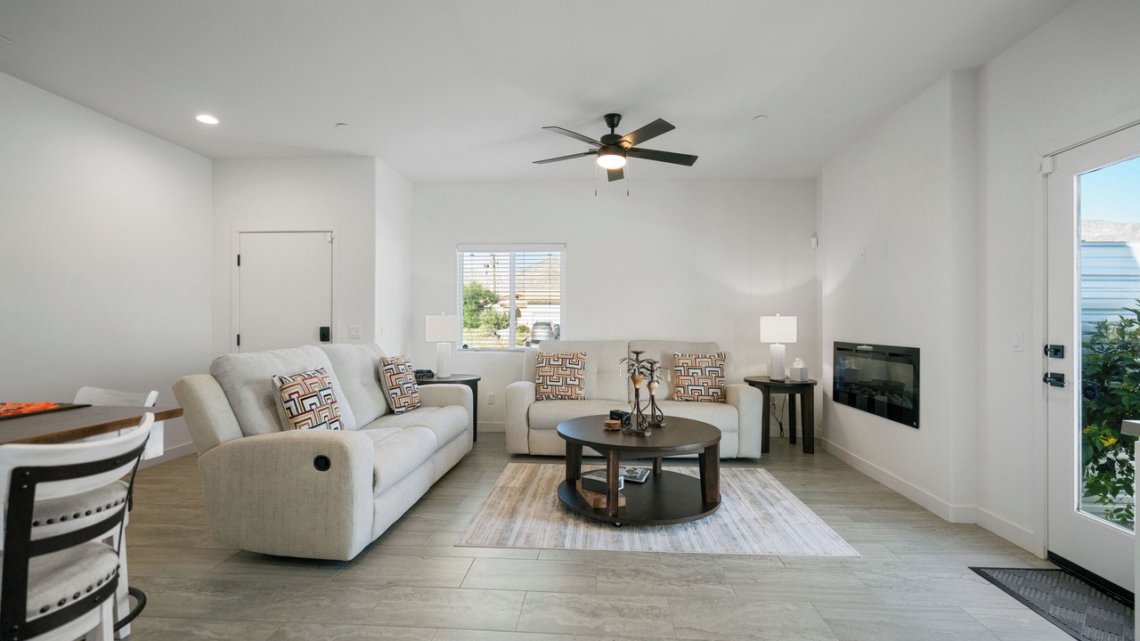 Photo of Livingroom in Desert Hot Springs