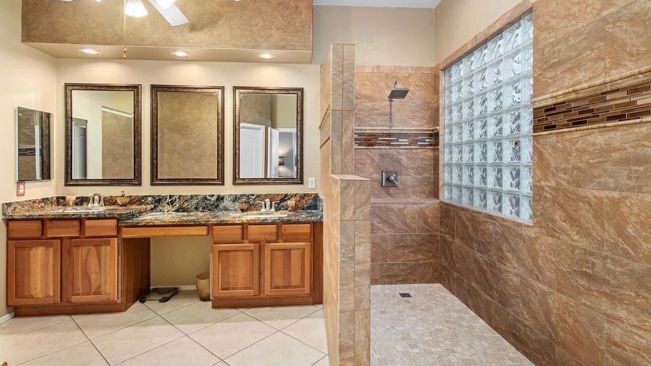 Photo of Bathroom in Gold Canyon