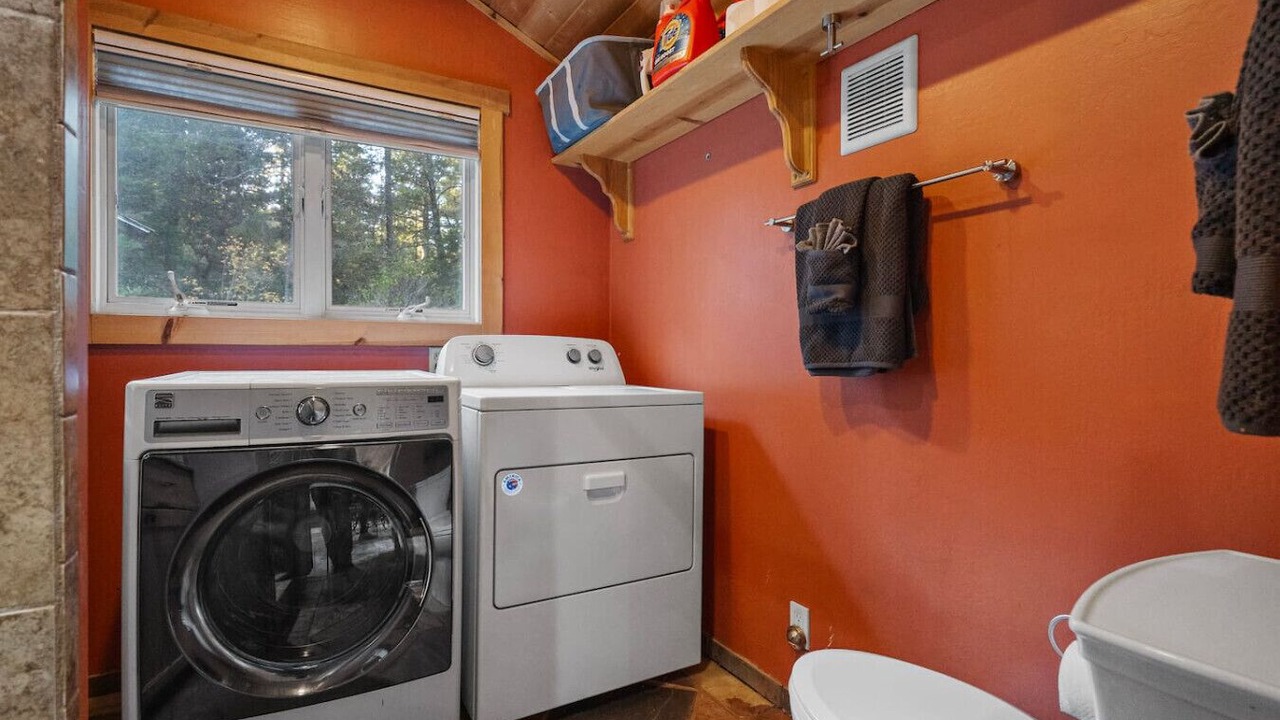 Photo of Bathroom in Crescent City