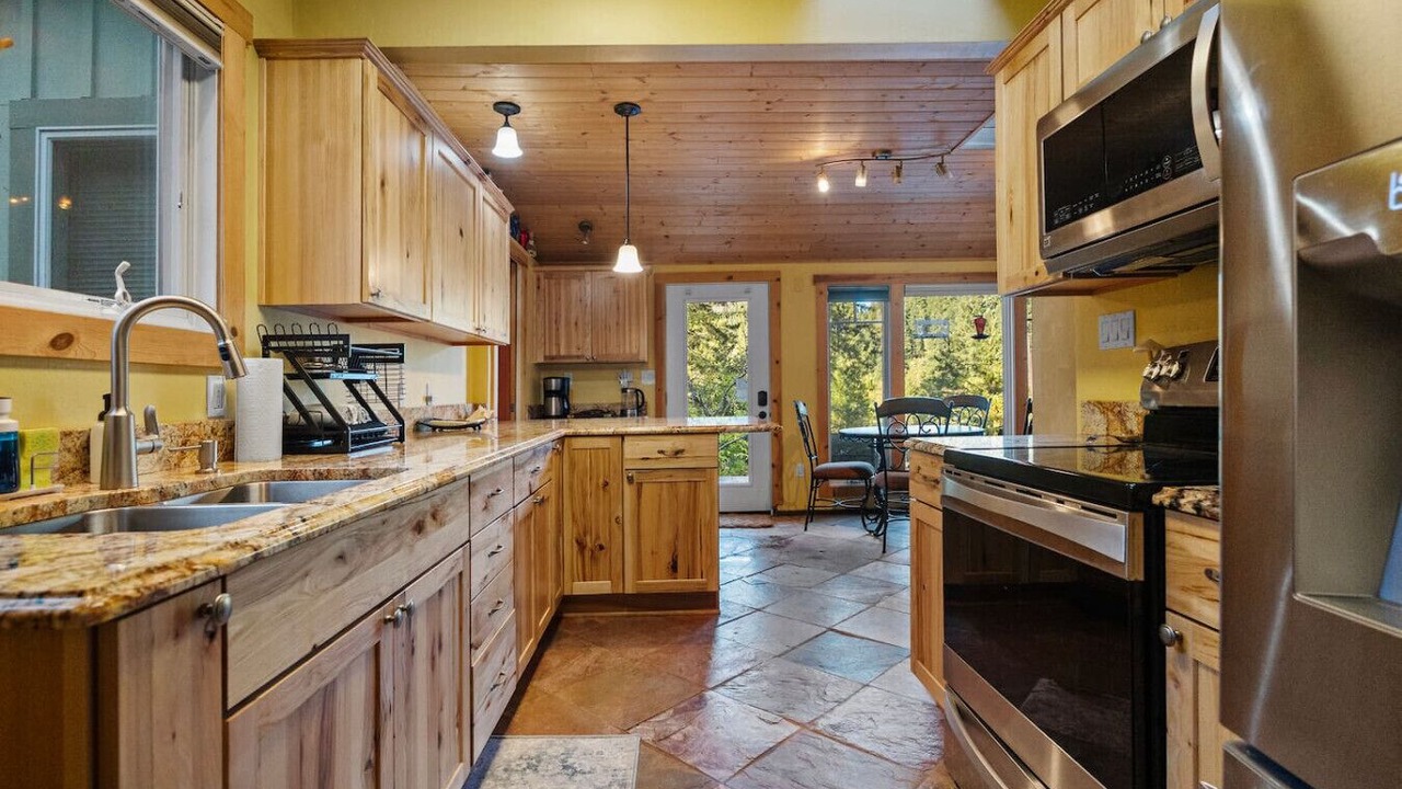 Photo of Kitchen in Crescent City