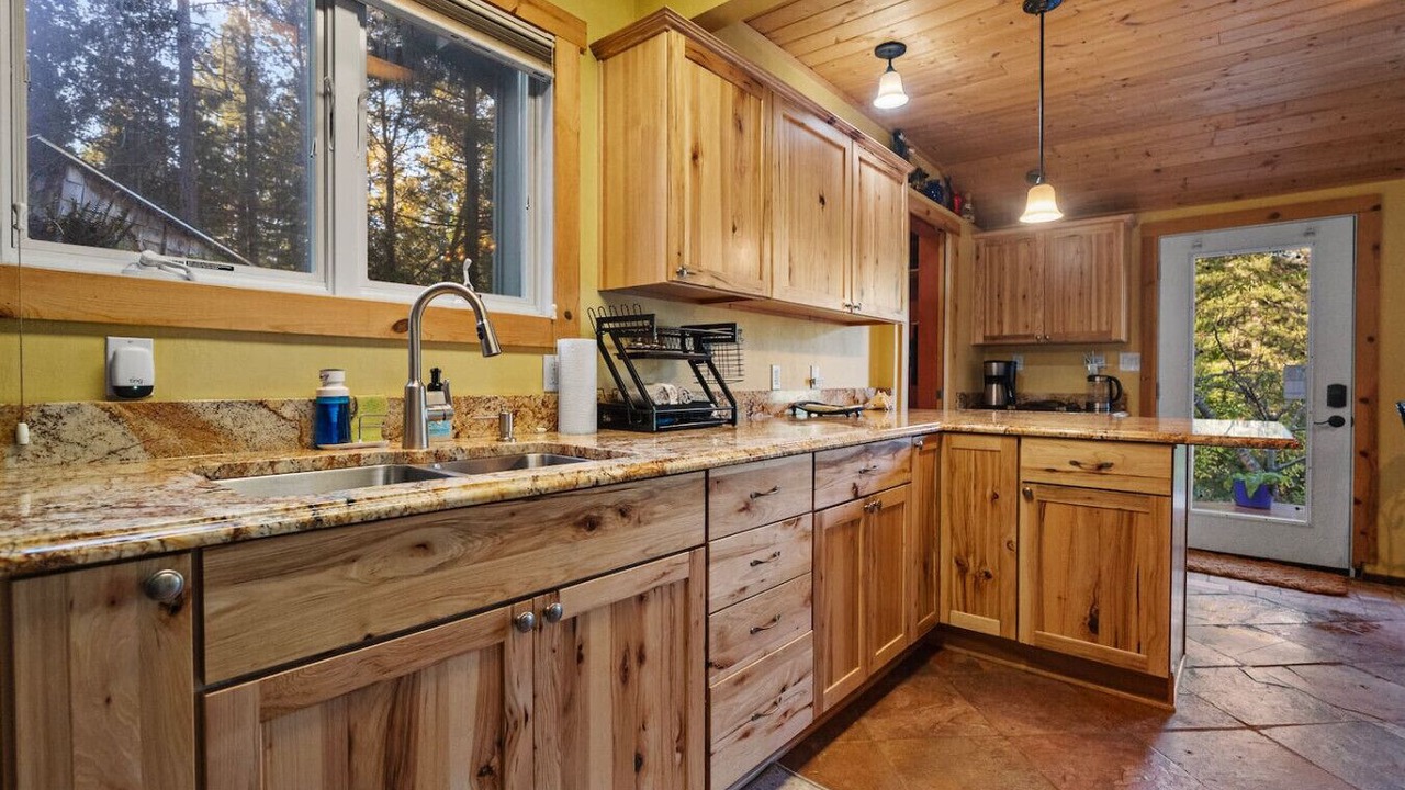 Photo of Kitchen in Crescent City