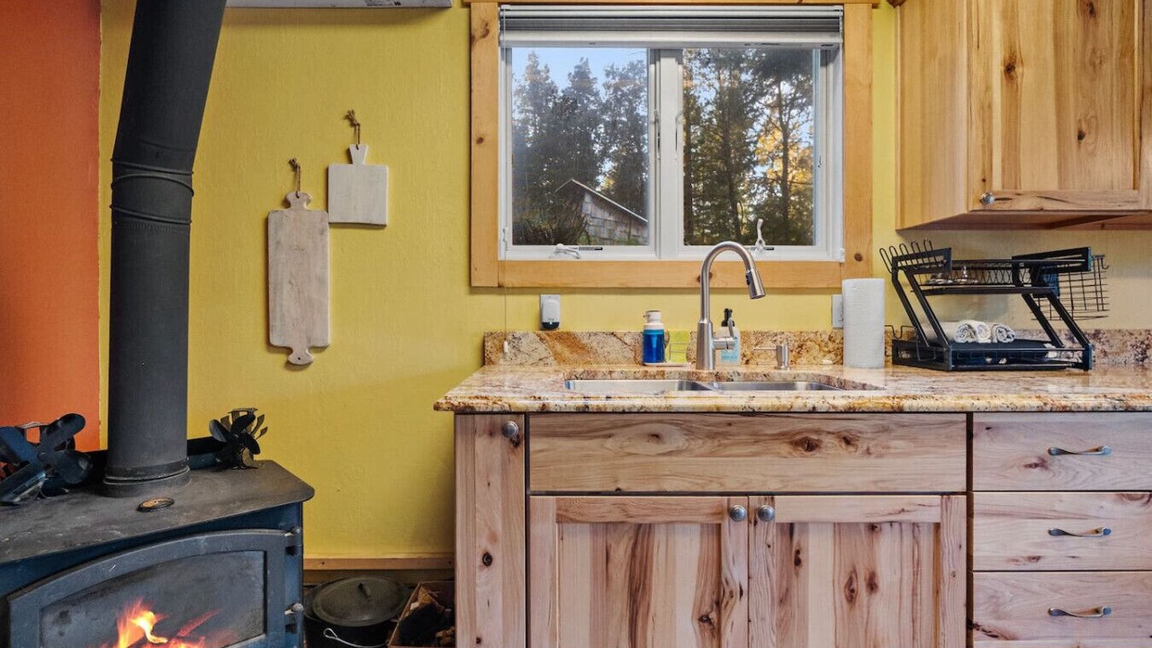 Photo of Kitchen in Crescent City