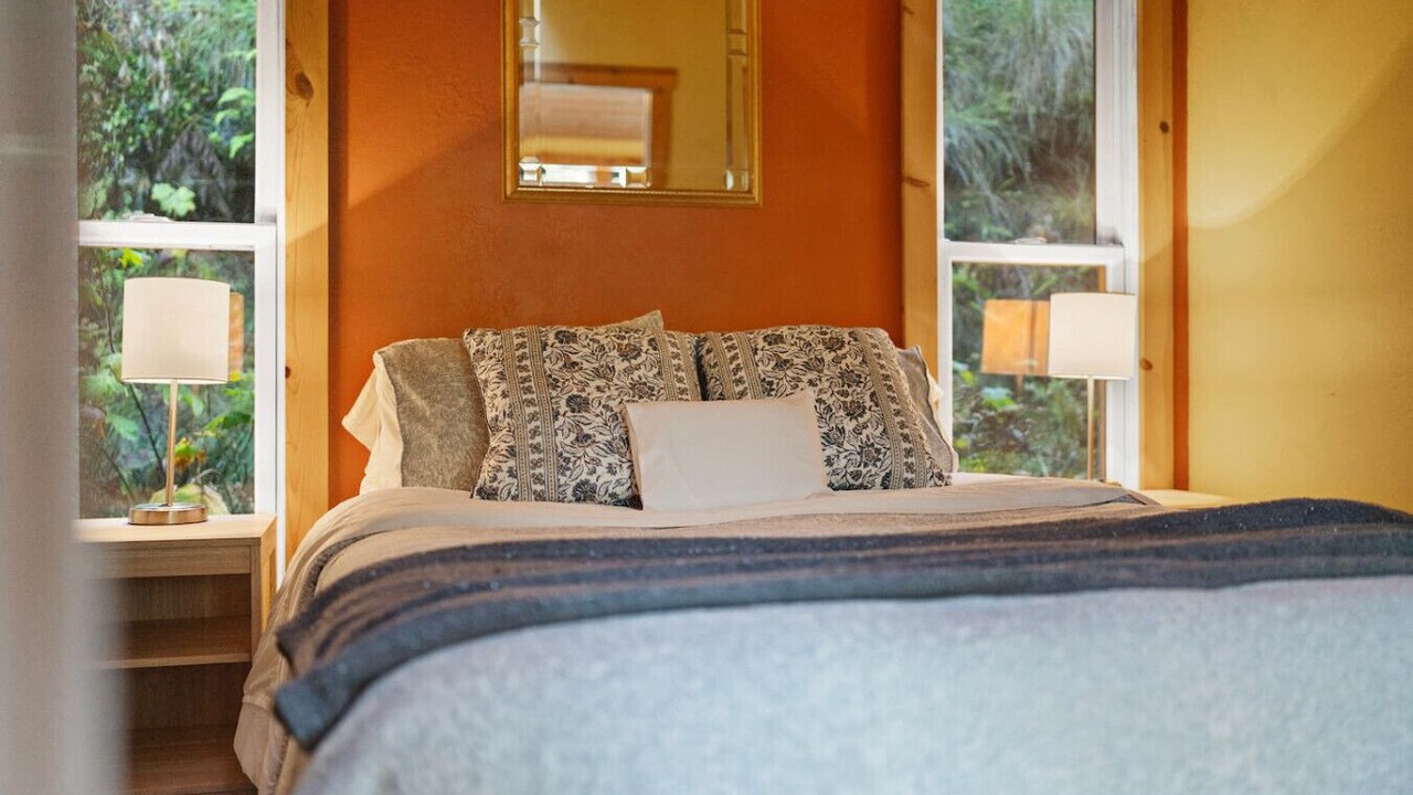 Photo of Bedroom in Crescent City