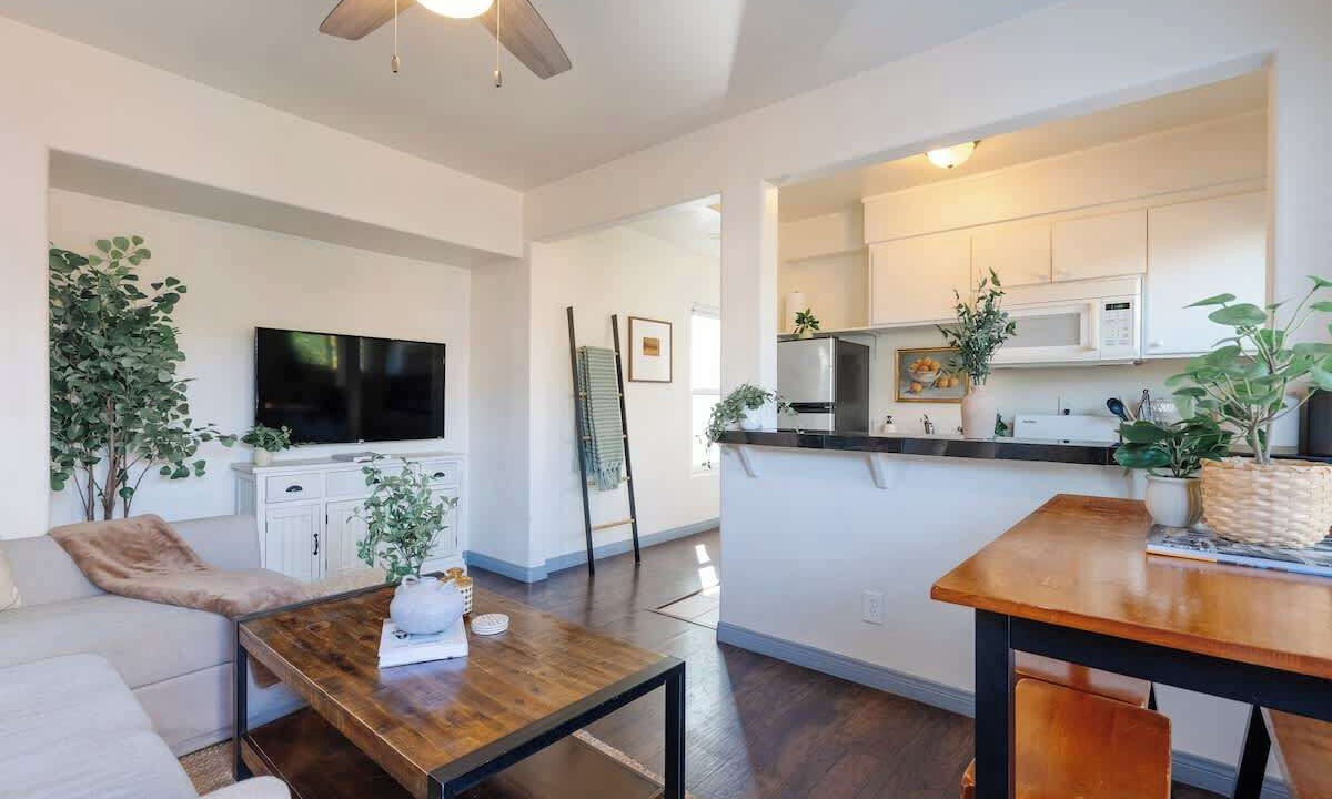 Photo of Bedroom in Mission Hills