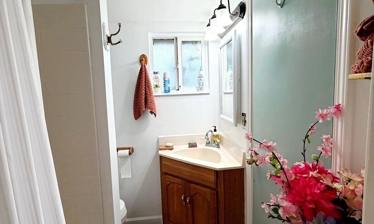Photo of Bathroom in Shingle Springs