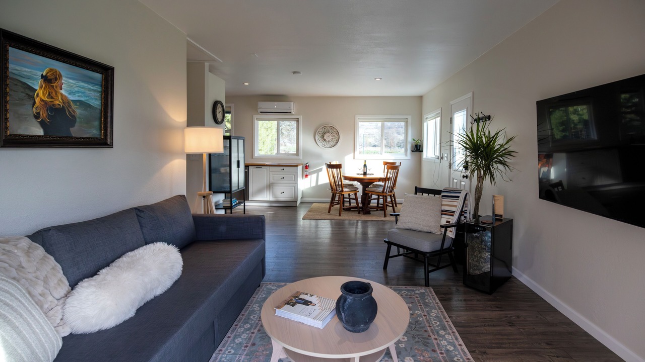Photo of Livingroom in Medford