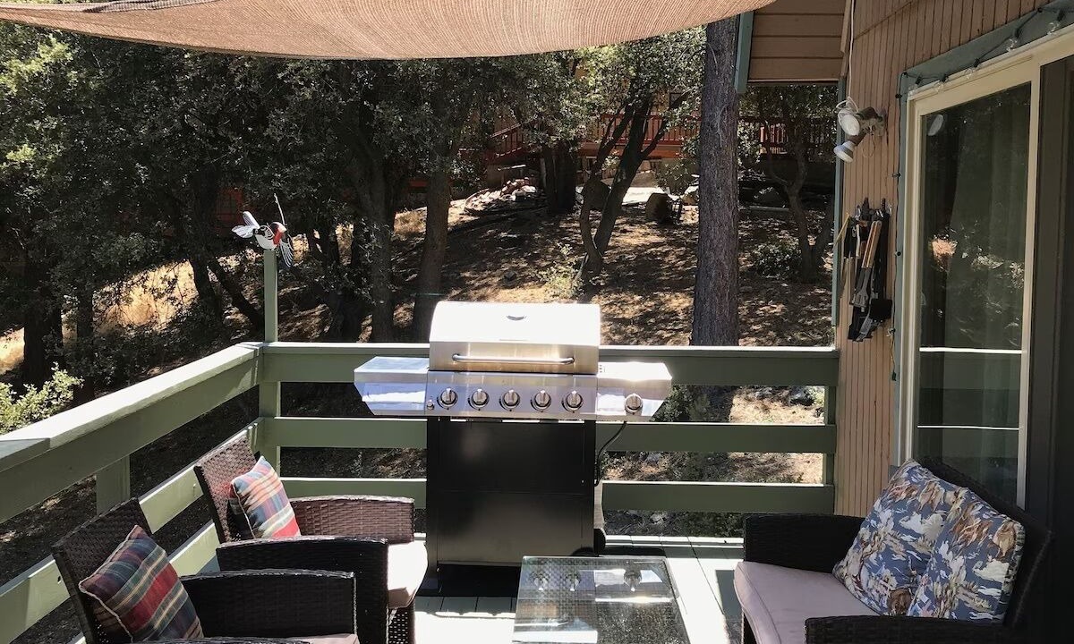 Photo of Patio Balcony in Pine Mountain Club