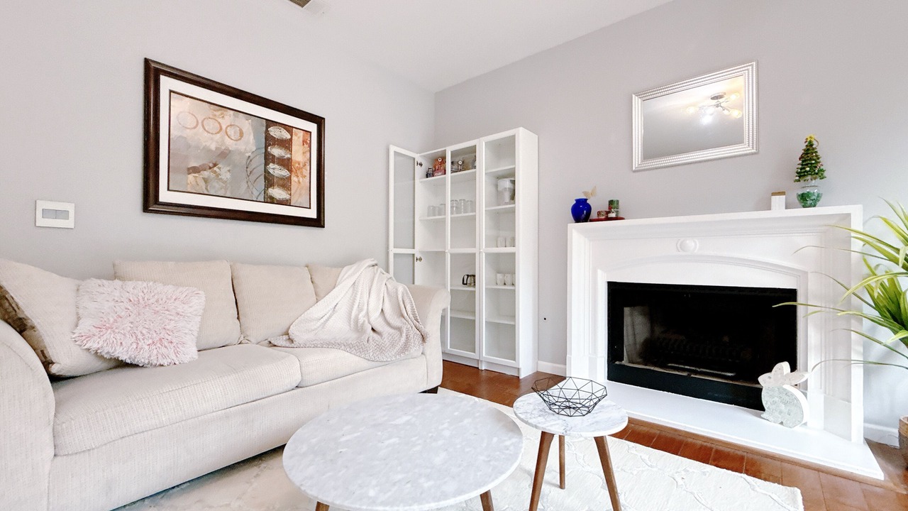 Photo of Livingroom in North San Jose